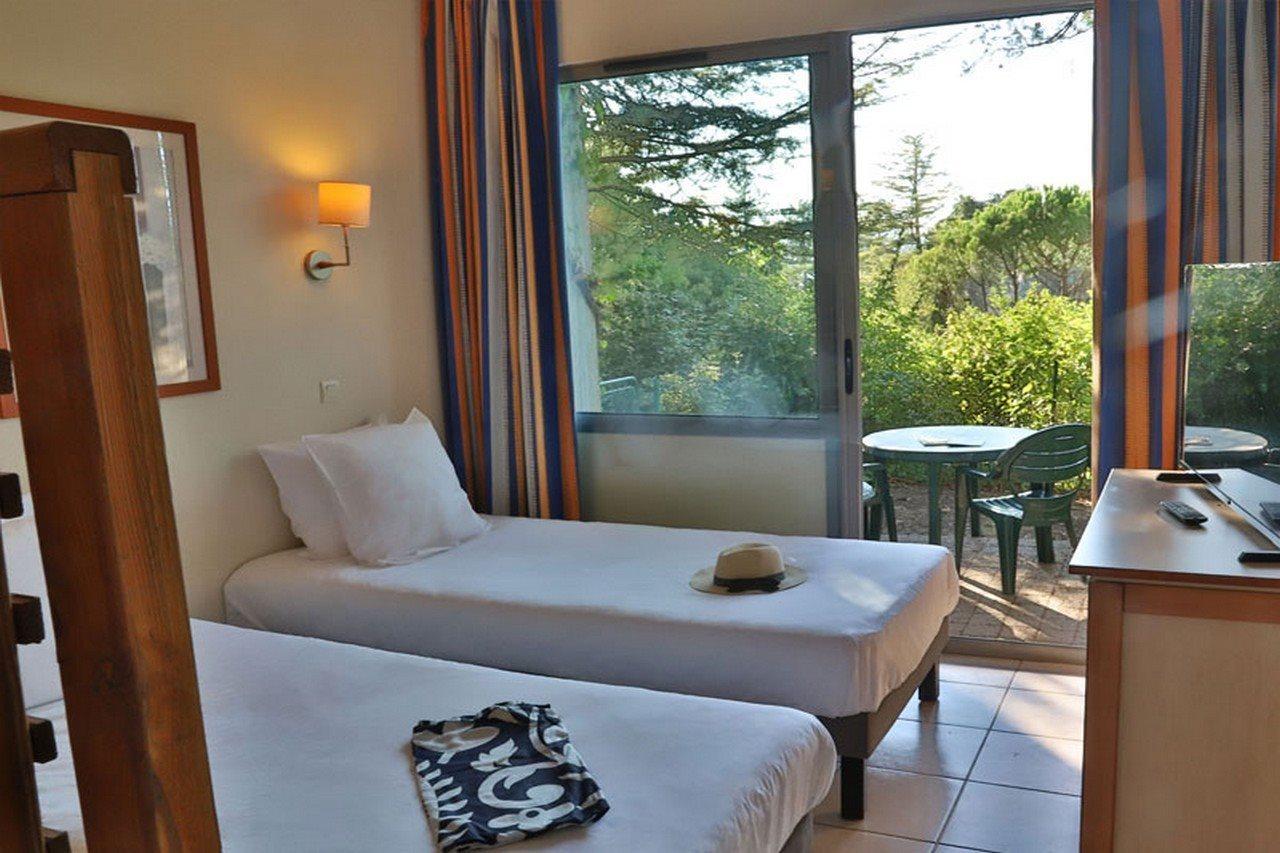 Sowell Hotels Ardeche Гропьер Экстерьер фото