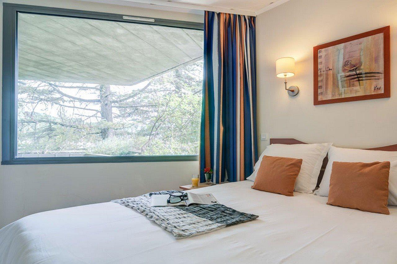 Sowell Hotels Ardeche Гропьер Экстерьер фото