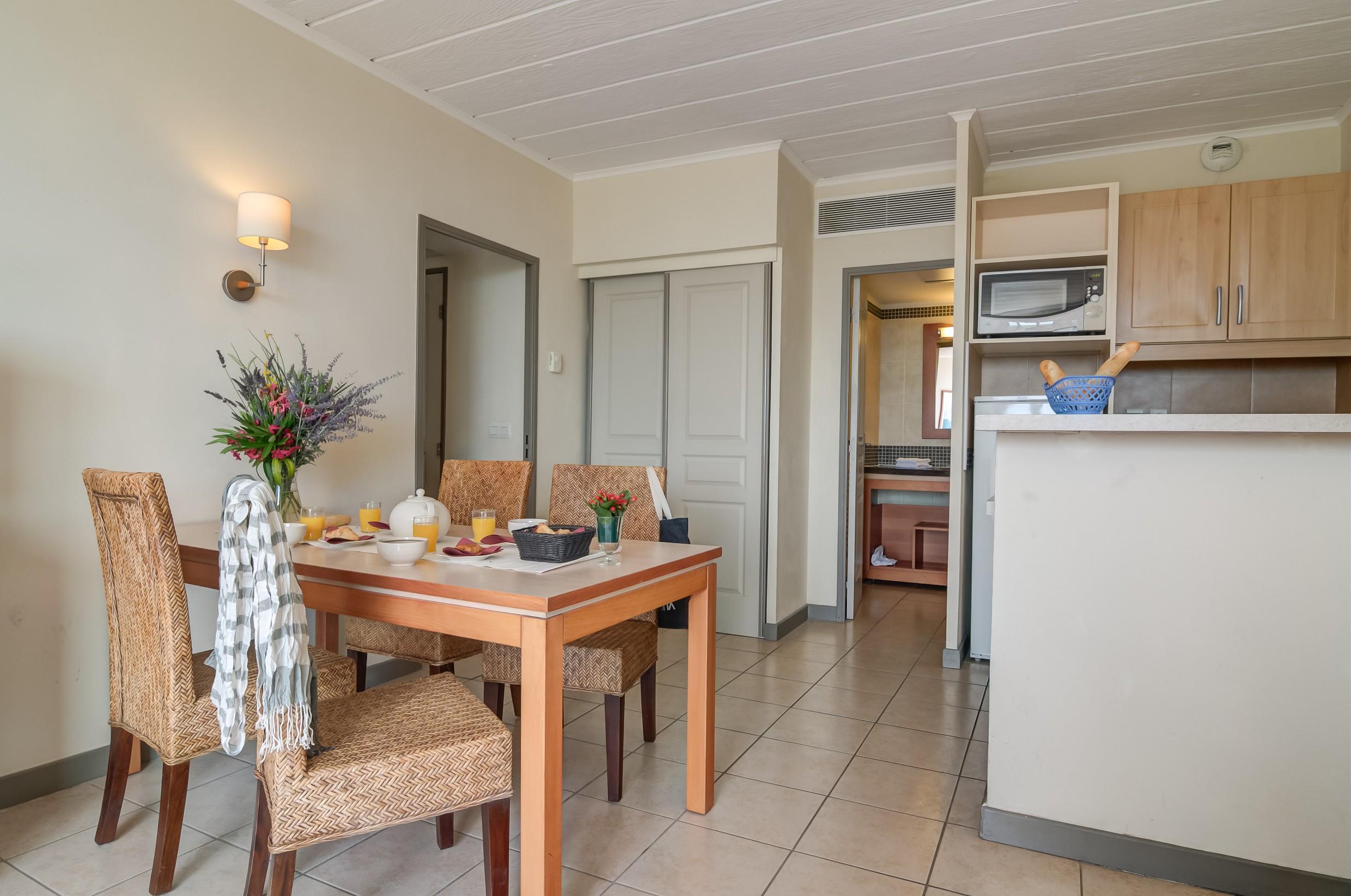 Sowell Hotels Ardeche Гропьер Экстерьер фото