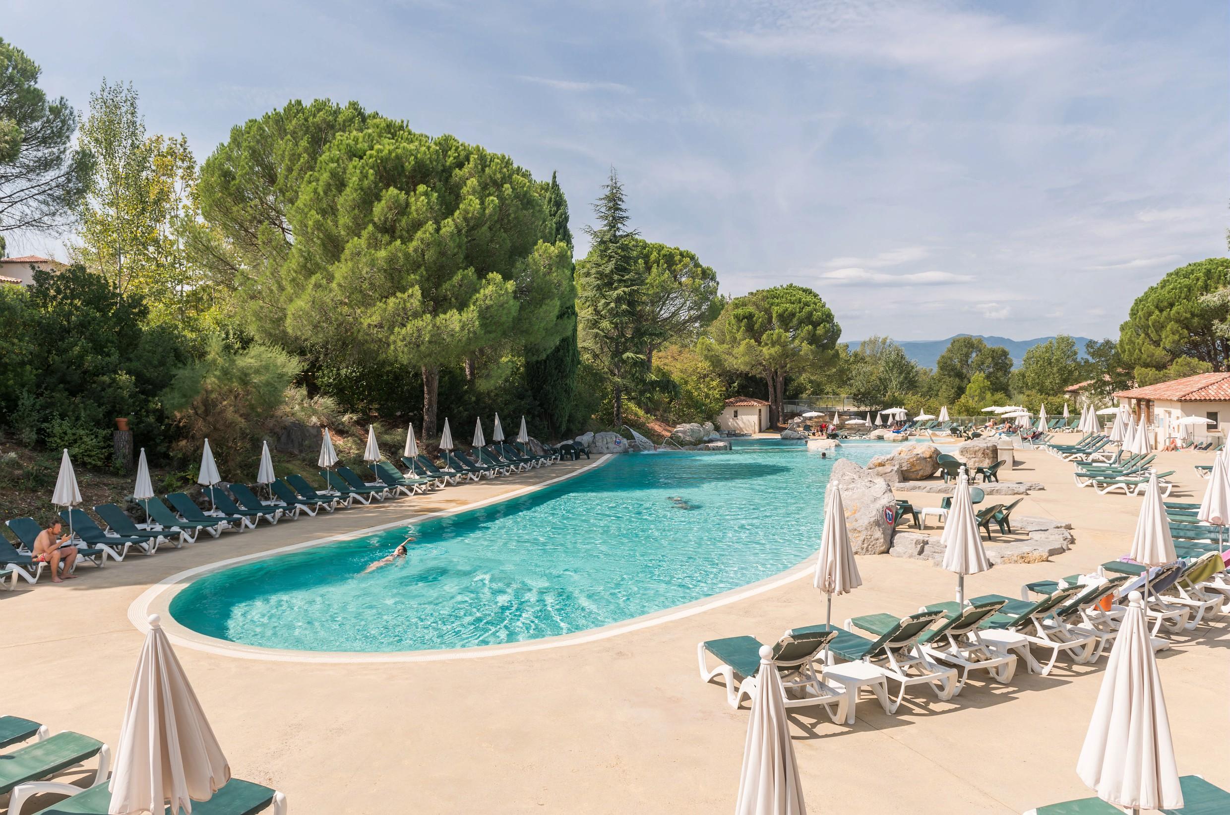 Sowell Hotels Ardeche Гропьер Экстерьер фото