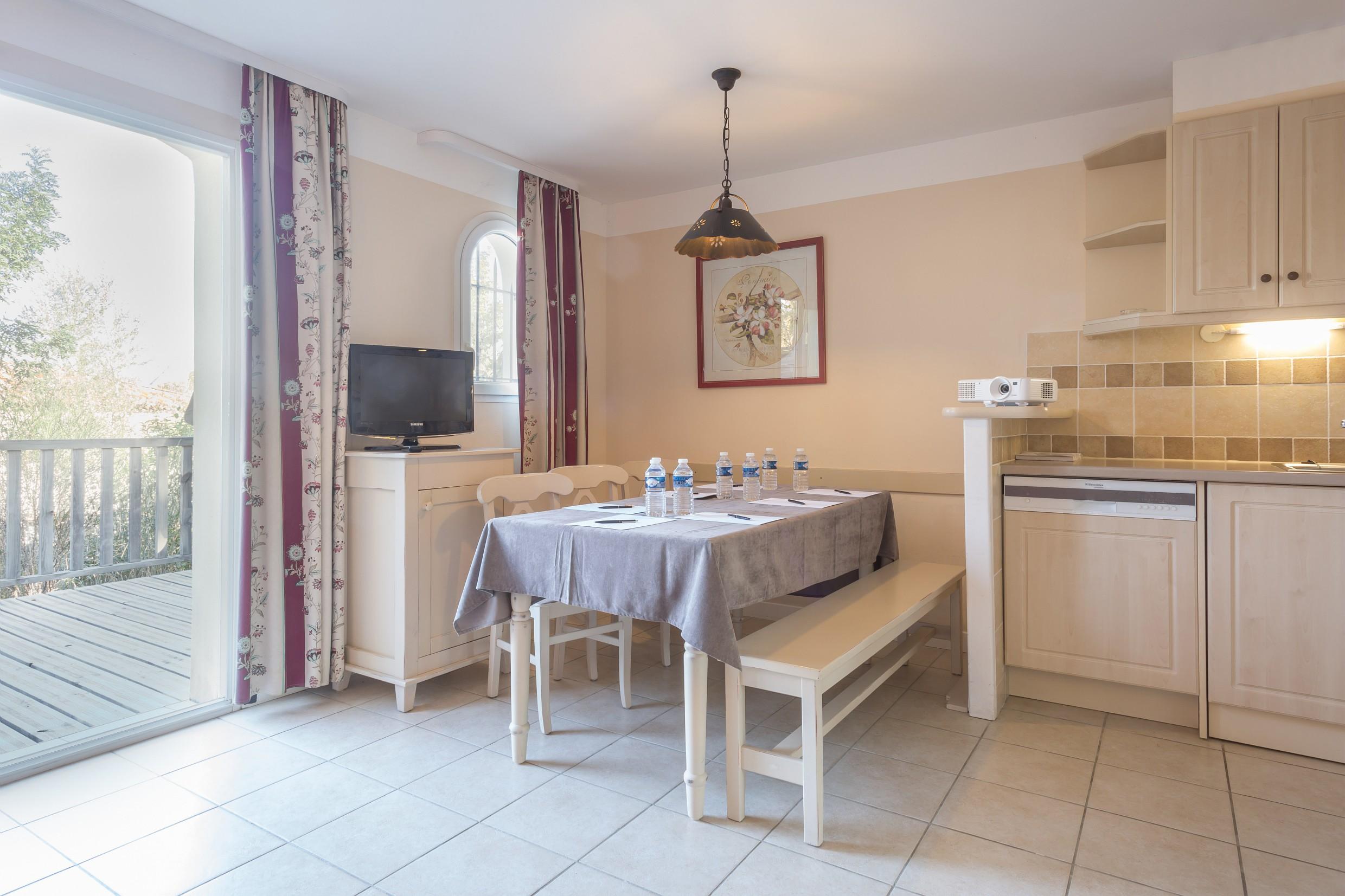 Sowell Hotels Ardeche Гропьер Экстерьер фото