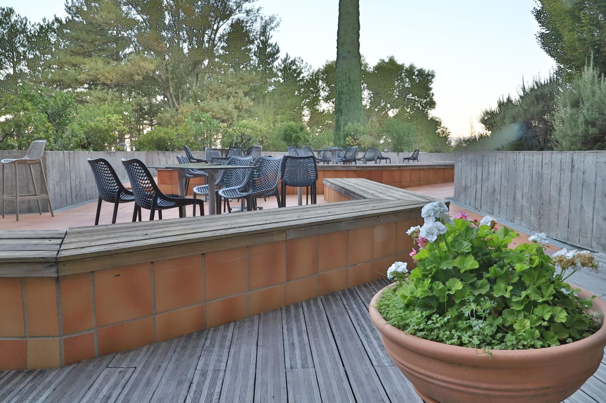 Sowell Hotels Ardeche Гропьер Экстерьер фото