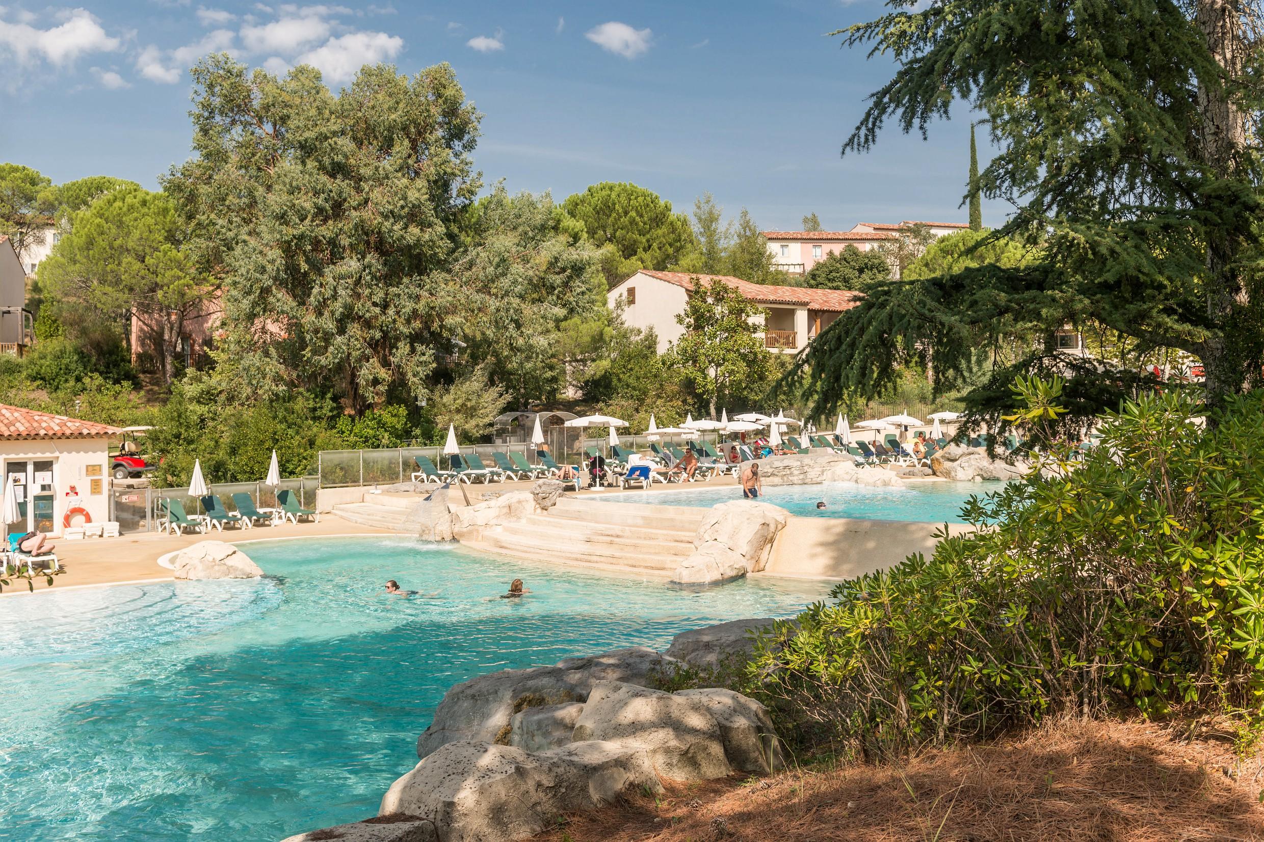Sowell Hotels Ardeche Гропьер Экстерьер фото